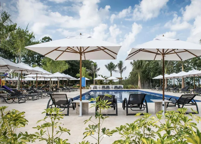 Casa Piscina Climatizada Santa Barbara Resort #Casadecampo131